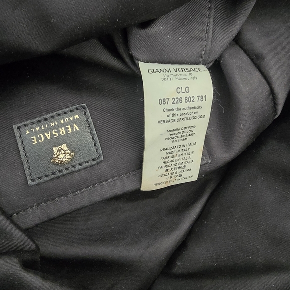 Versase - Picture 2 of 16